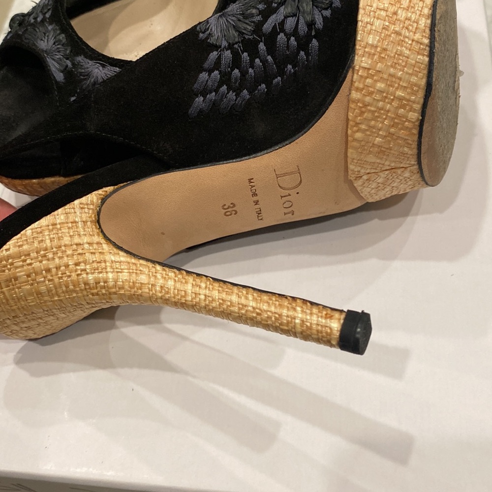 Christian Dior Paraiso Black Sandal with Straw Sandal - Picture 3 of 7
